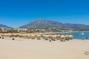 Puerto Banus, Marina Banus, 2BR, 2BTH, pool, parking, Marbella, 2H